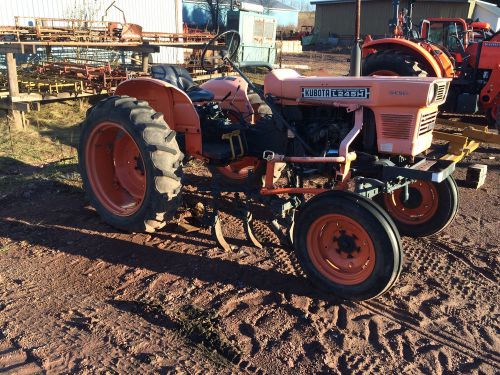 1982 KUBOTA L245HC 2WD HIGH CROP TRACTOR WITH CULTIVATORS