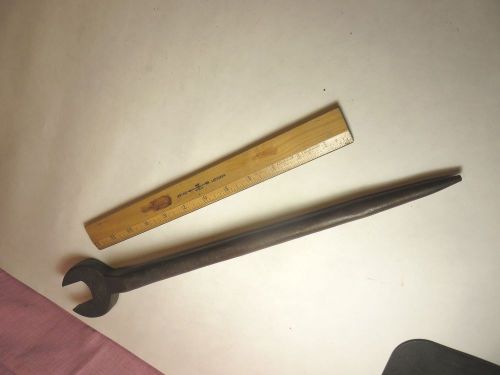 Old Used Tools Vintage 17&#034; Long 3/4&#034; Spud Wrench with 1&#034; Open End Shield Mark