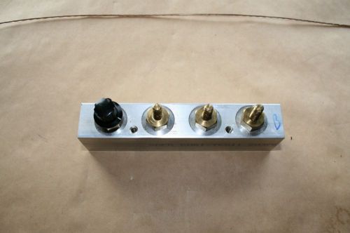 4 room manifold valve W/O plate, knobs IRC 1/2 turn for travel trailers.