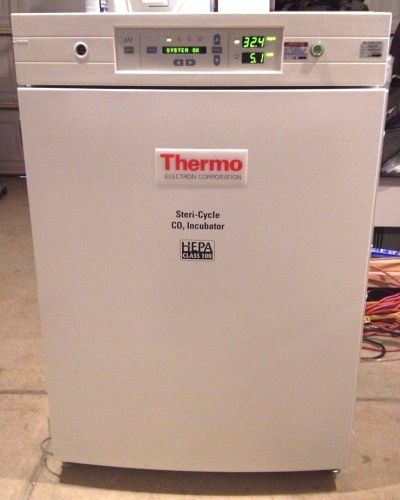 Thermo Scientific Forma Steri-Cycle CO2 Incubator Model 370 with HEPA Filter (2)