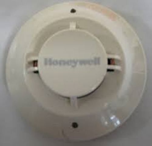 HONEYWELL  Photoelectric Smoke Sensor TC806B1076