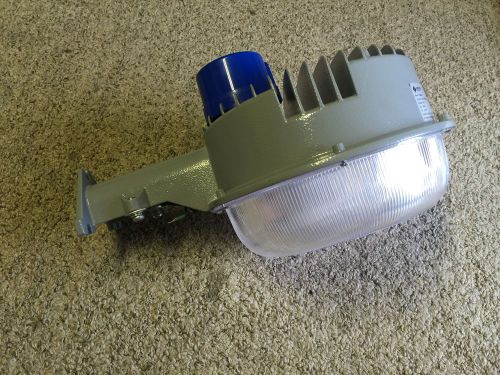 42w led dusk to dawn barn light fixture security outdoor wall w/ photocell 5000k for sale