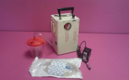 S-scort 4 sscor 4500 aspirator vacuum suction pump portable ac/dc new battery for sale