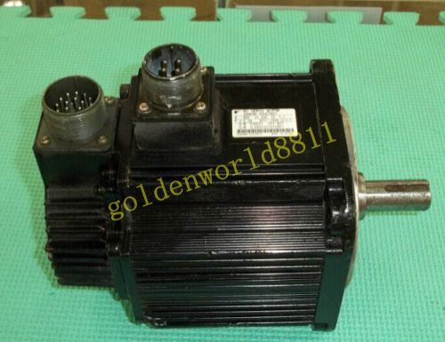 Yaskawa AC servo motor SGMG-05A2A good in condition for industry use