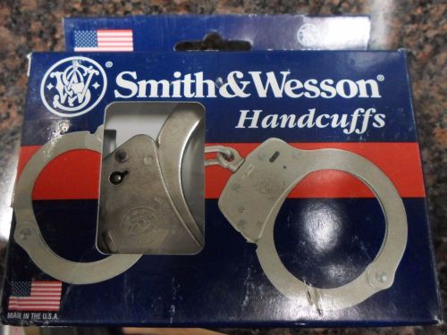 Smith &amp; Wesson Handcuffs (Model M100-1 Nickel)