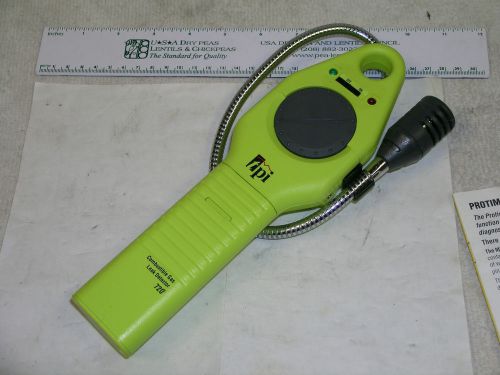 TPI Combustible Gas Leak Detector with Case and Sniffer Model 720A