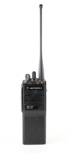 MOTOROLA MTS 2000 Portable Two Way Radio Charger Bundle
