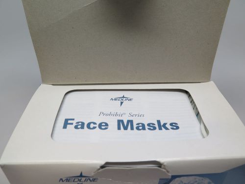 FACE MASK Earloops MEDLINE PROCEDURAL Non27378 Latex free Box of 50 Lot 2 Boxes
