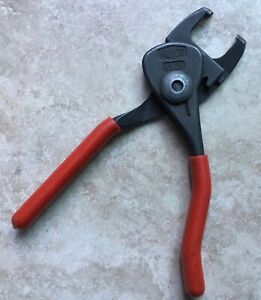 Vintage Heyco Tools No. 29 Strain Relief Bushing Assembly Pliers Red Handles #29