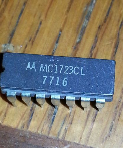 MC1723CL/ 7716 Microchip