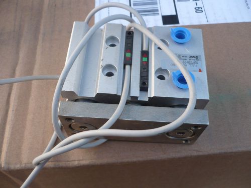Qty New SMC MGPM25N-20-Y7PW PNEUMATIC GUIDED CYLINDER
