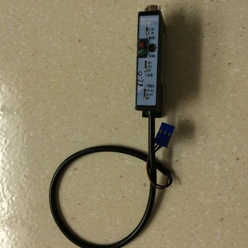 KEYENCE FS2-60 Fiber Optic Photo Proximity Switch Sensor