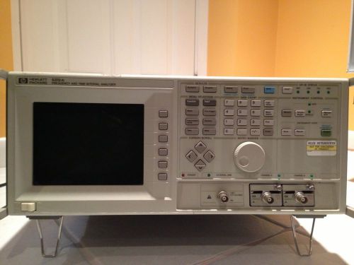 HP 5372A FREQUENCY AND TIME INTERVAL ANALYZER