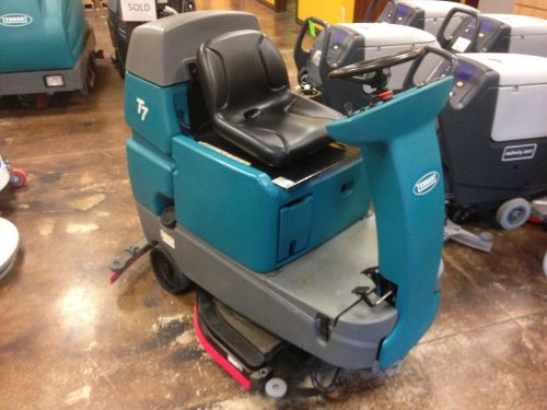 Tennant t7 32&#034; riding scrubber for sale