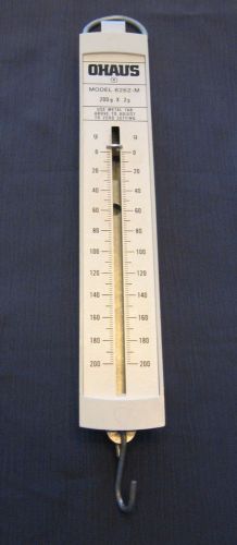 OHAUS MODEL 8262-M HANGING PULL SPRING TYPE SCALE 200g X 2g