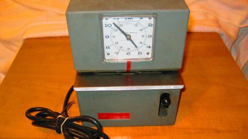 Lathem Model Heavy Duty Mechanical Time Clock w Original Keychain &amp; 1 Key