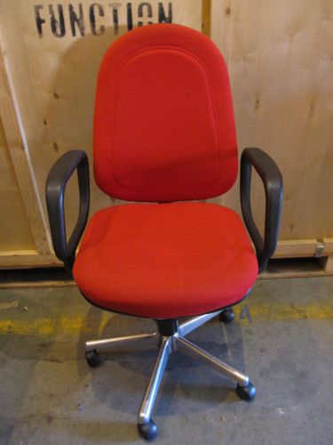 Giroflex task chair in red for sale