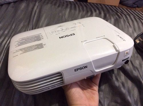 EPSON H327A LCD projector . epson w7 projector working. 2000 dollar value