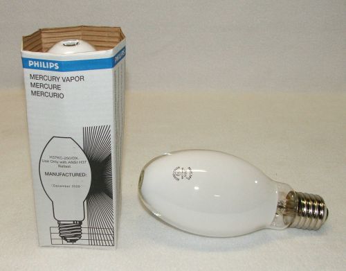 Philips 24814-6 mercury vapor lamp h37kc-250dx 250 watt- case of 12 for sale