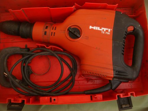 HILTI TE 706  HEAVY DUTY DEMOLITION BREAKER WITH WITH HANDLE &amp; CARRYING  CASE
