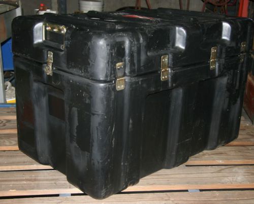 Hardigg shipping trunk case al3018-1505 for sale