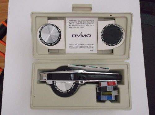 VINTAGE Dymo Deluxe Labeling Kit 1550 w/ Carrying Case &amp; Embossing Wheels