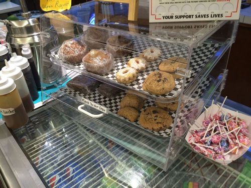 Acrylic Donut &amp; Pastry Display Case - 2 Shelves - 2 doors - Bakery Winco