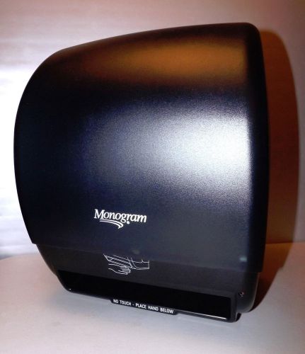 NEW IN BOX Monogram AUTOMATIC TOUCHLESS PAPER TOWEL DISPENSER #873794