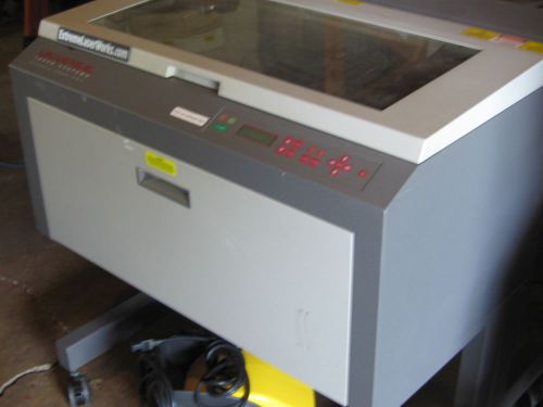 Used Universal Laser Machine 12&#034; X 24&#034; Table Fan Included and Software