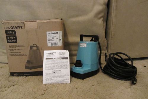 Little giant 1/6 115v submersible sump pump w/ box &amp; papers excellent condition for sale