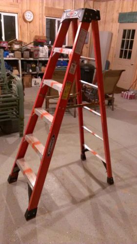 Werner 6&#039; fiberglass step ladder 300 lbs. load type ia duty rating nxt1a06 for sale