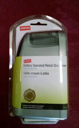 NEW STAPLES BATTERY OPERATED PENCIL SHARPENER 17813