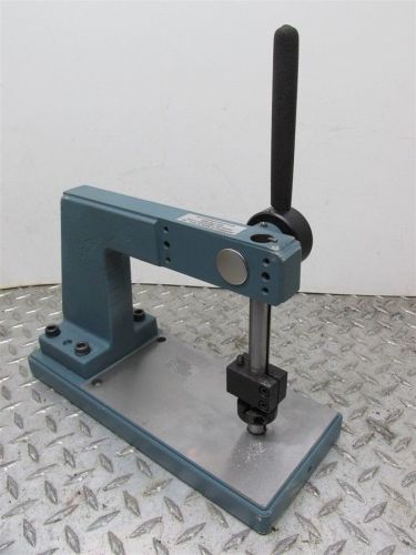 Never used! janesville tool &amp; mfg model dt-500-01 deep throat manual press for sale