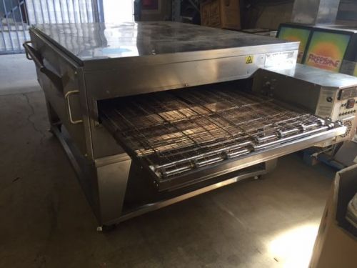 Xlt single rack gas pizza oven model 3870 for sale