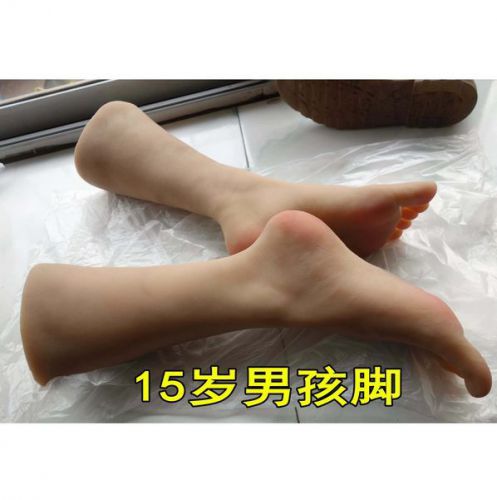 xz50 Lifelike Simulation of male gymnast silicone feet model mannequin 1pair