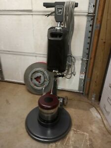 MINUTEMAN PRE-OWNED 20&#034; 1.5 HP FLOOR MACHINE with TANK &amp; PAD DRIVER #FR20115