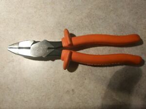 Klein Tools Side Cutting Pliers D213-9NE INS