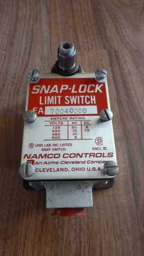 NAMCO SNAP-LOCK LIMIT SWITCH EA700-40000 EA70040000 *NEW OLD STOCK*
