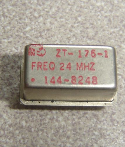 CRYSTAL OSCILLATOR 2T-176-1 24.0000 Mhz 14 pin DIL METAL CAN 24 Mhz 144-8248