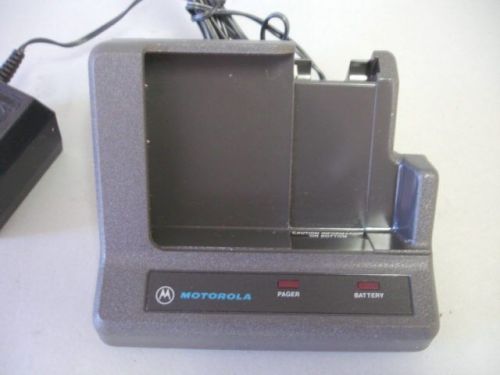 Motorola PMR2000 Radio Pager Charger NRN7558A