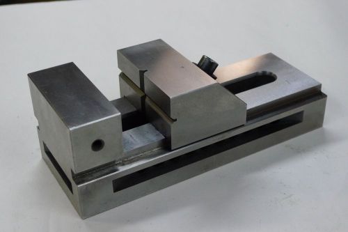 LARGE MACHINIST GRINDING VISE 9 long 3-1/2 wide 3-1/8 tall, weights 14-1/2 lbs