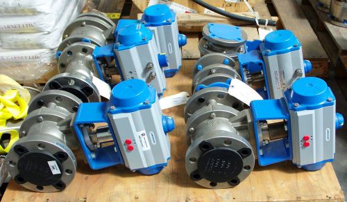 Lot of 6 Jamesbury 3&#034; and 4&#034; ball valves and actuators