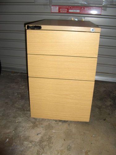 Hills 3 drawer filing cabinet