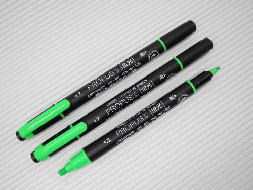 10pcs Uni-Ball 101-T 2 Twins head Highlighter green ink