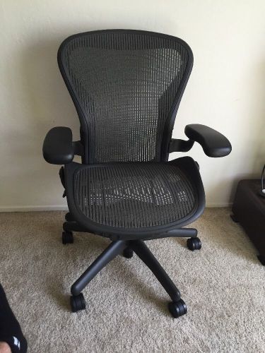 Herman Miller Basic Size B Aeron Chair