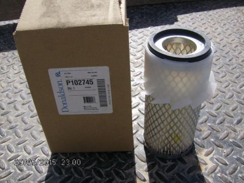 Donaldson air filter p102745 primary finned, napa 2645, jd m73009