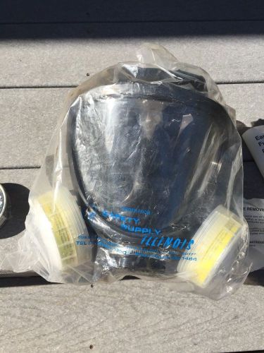 3M 7800S-L Full Face Respirator – Large, Silicone Full Facepiece Never Used