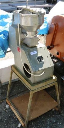 Pasta Mat Electric Screw Feed Gnocchi Machine