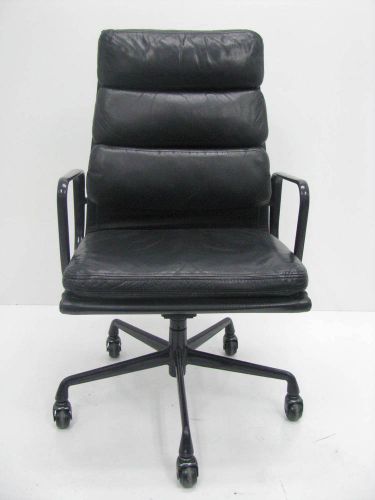 Eames aluminum group executive soft pad chair eggplant frame black leather for sale