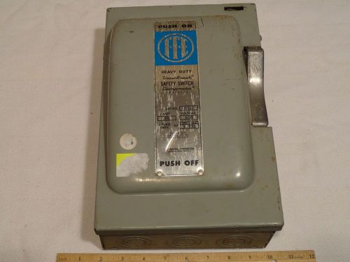 ITE SIEMENS F351 SER A TYPE 1 30A 600V 5hp 3ph FUSIBLE DISCONNECT SAFETY SWITCH